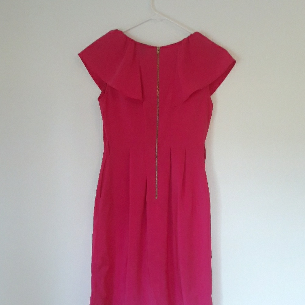 Pink dress - Picture 4 of 6